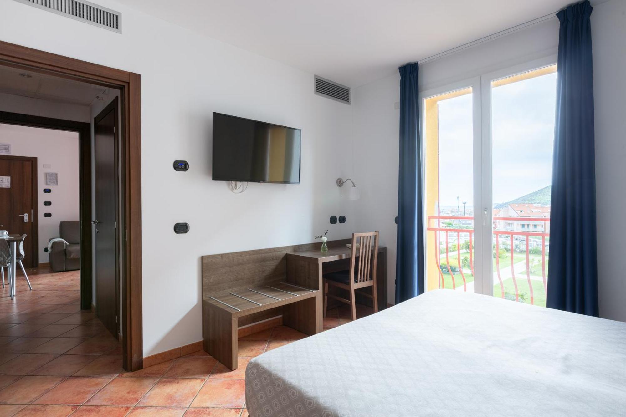 Resort Ai Pozzi Village & 4*